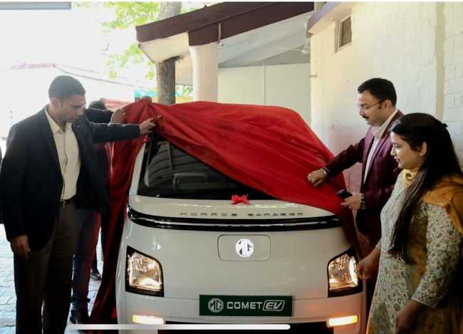 डीएम ने ‘‘सारथी’’ का किया विधिवत् लोकार्पण