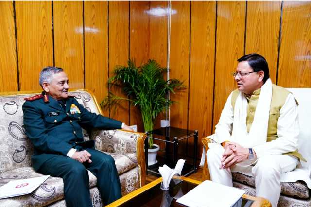 मुख्यमंत्री धामी से चीफ ऑफ डिफेंस स्टाफ (CDS) जनरल अनिल चौहान ने शिष्टाचार भेंट की